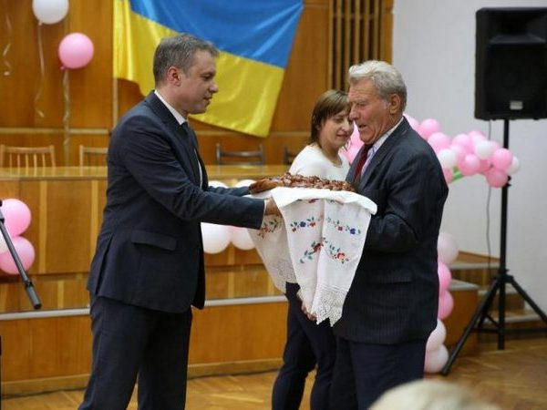 Жителей Крюкова поздравили с Днем города Жителей Крюкова поздравили с Днем города