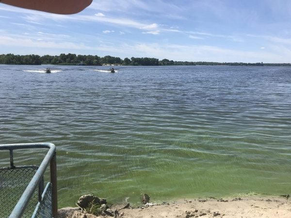 Кременчугские полицейские выловили в Днепре труп женщины