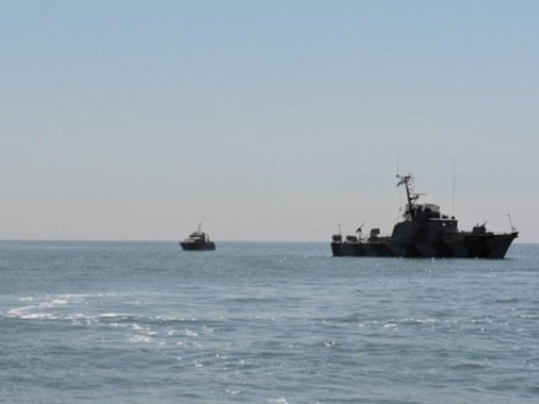 Украинских моряков, среди окторых есть кременчужанин, повезли на суд в Симферополь
