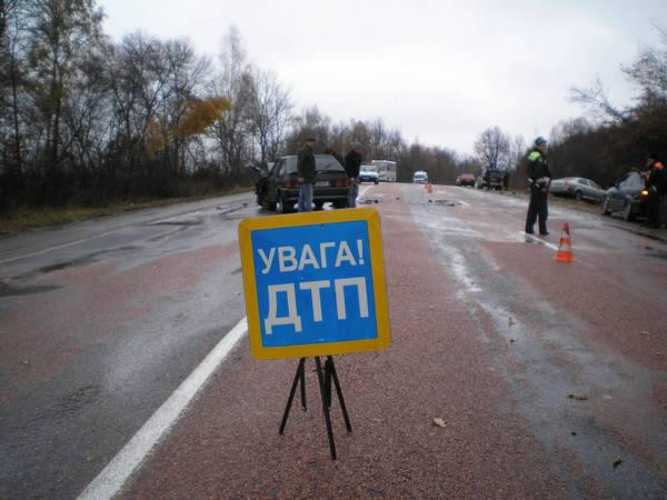 В Кременчуге маршрутка сбила пешехода