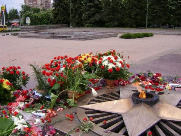 Кременчужане почтили память погибших в борьбе с нацизмом