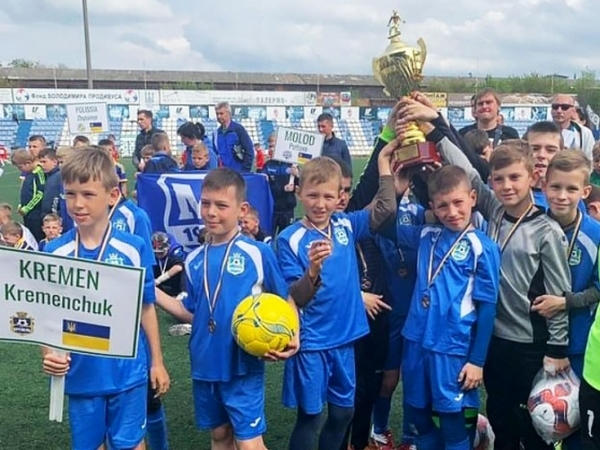 Кременчугские футболисты завоевали бронзу на детском турнире