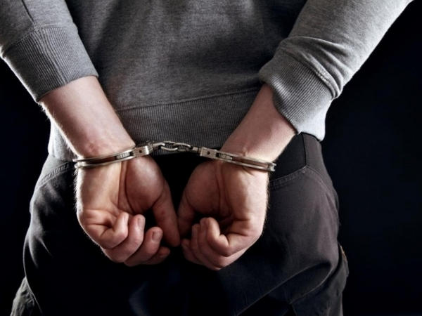 Кременчугская полиция заковала неадеквата в наручники