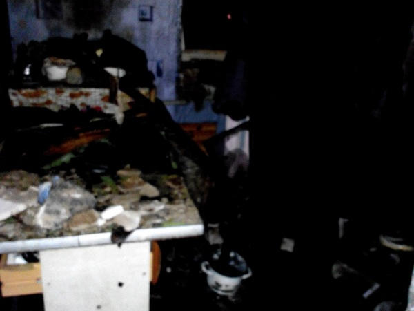Во время пожара в Комсомольске чуть не сгорели дети
