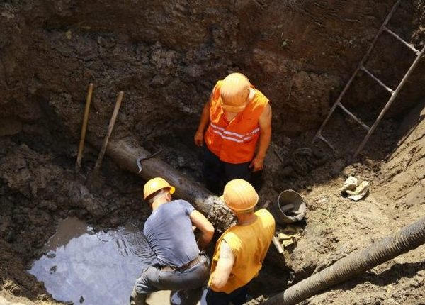 КП «Кременчугводоканал» активно занимается ремонтом водопроводной сети