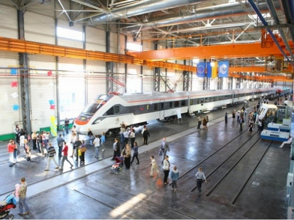 Крюковский вагонзавод готовит для кременчужан выставку пассажирских вагонов