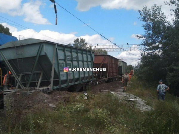В Кременчуге поезд сошел с рельсов