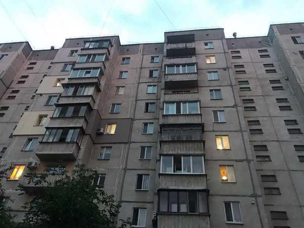 В Кременчуге ребенок разбился насмерть, выпав с 9-го этажа