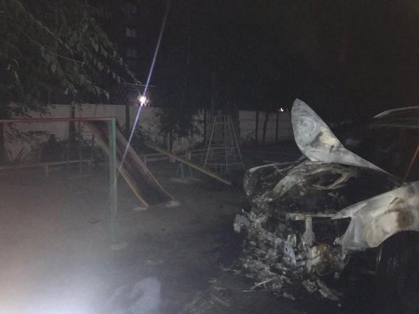 Ночью в Кременчуге горел автомобиль заместителя городского головы