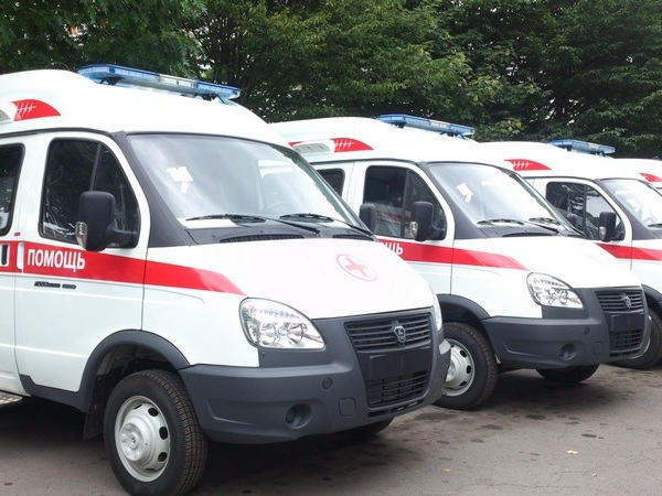 В Кременчуге обновляют помещение для автомобилей скорой