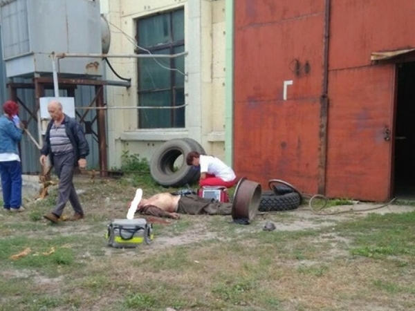 В Кременчуге мужчина скончался, накачивая колесо