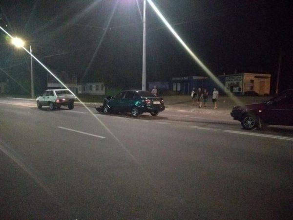 В Кременчуге на Молодежном произошло ДТП без пострадавших
