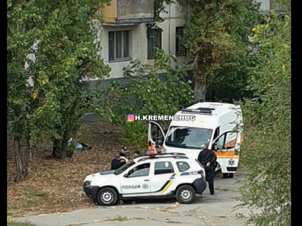 В Кременчуге мужчина выпад из окна 4-го этажа