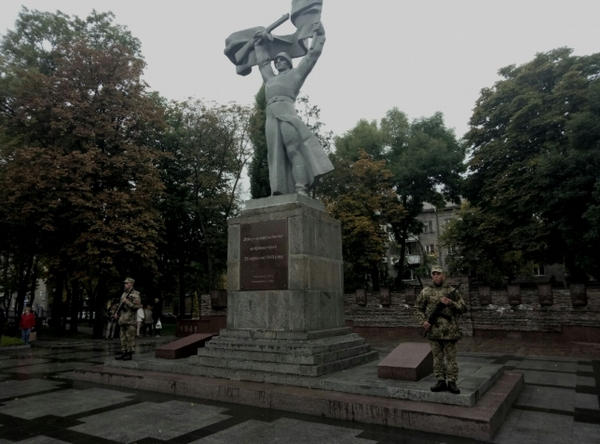 В Кременчуге прошел митинг по случаю освобождения города