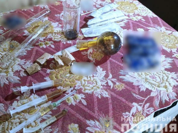 Полиция задержала кременчужанина, который занимался изготовлением наркотиков