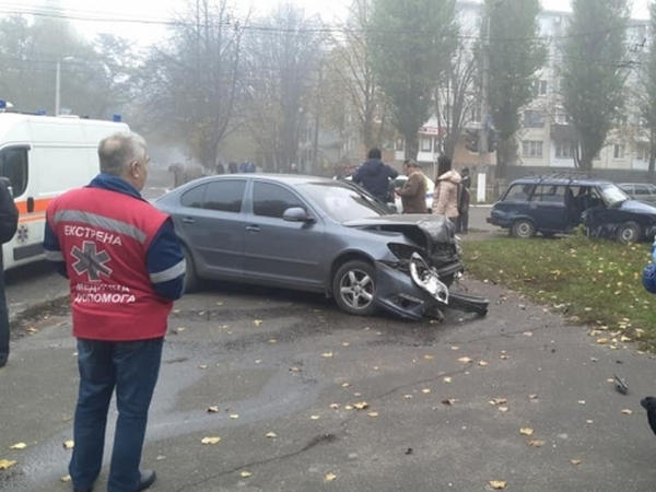 В Кременчуге на Молодежном произошло ДТП