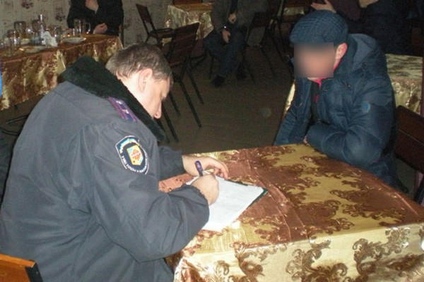 Кременчугская полиция прошлась по ночным клубам