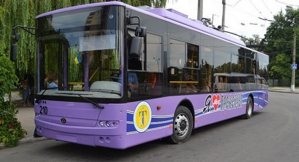 Кременчугский троллейбусный парк пополнился новым «Богданом»
