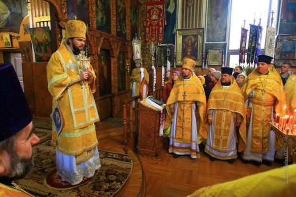 Кременчужане отметили 25-летие Свято-Николаевского собора