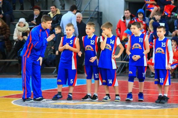 В Кременчуге стартовала Школьная баскетбольная лига