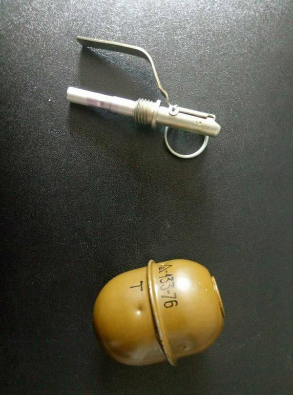 В Кременчуге полиция задержала рецидивиста с гранатой