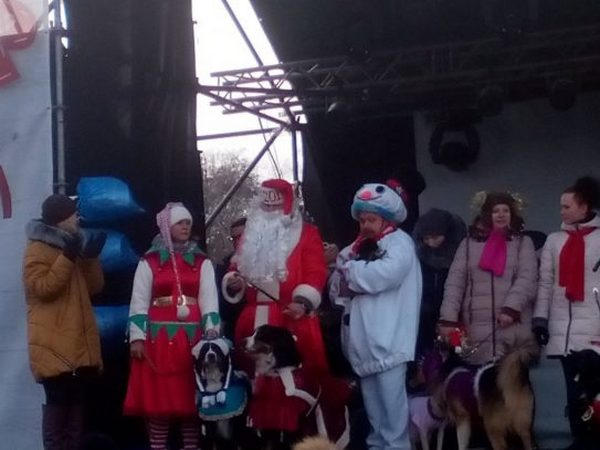 В Кременчуге прошел костюмированный парад животных