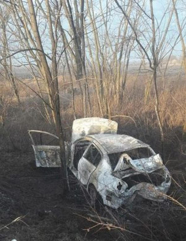 В Кременчугском районе во время движения загорелся автомобиль