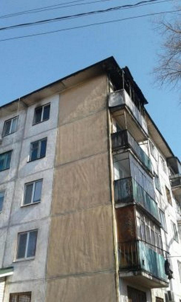В Кременчуге бабушка проверила спички и подожгла себе балкон