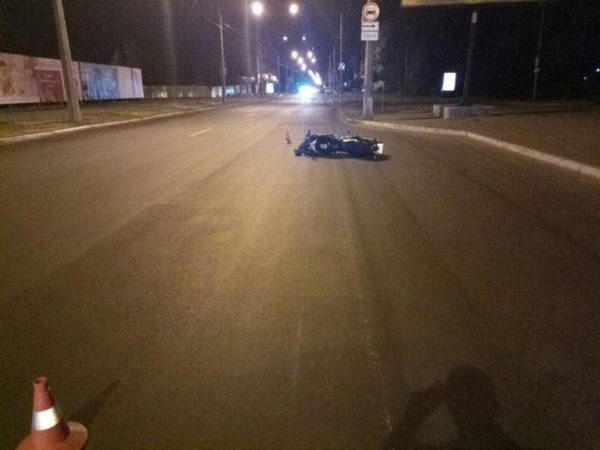 В центре Кременчуга мотоциклист сбил пешехода
