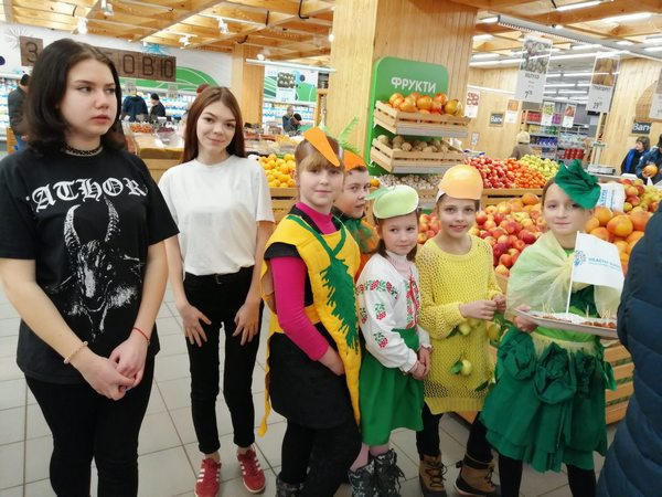 Кременчугские школьники провели необычный флешмоб