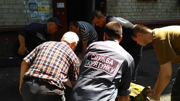 Кременчугские спасатели помогли пенсионеру попасть домой