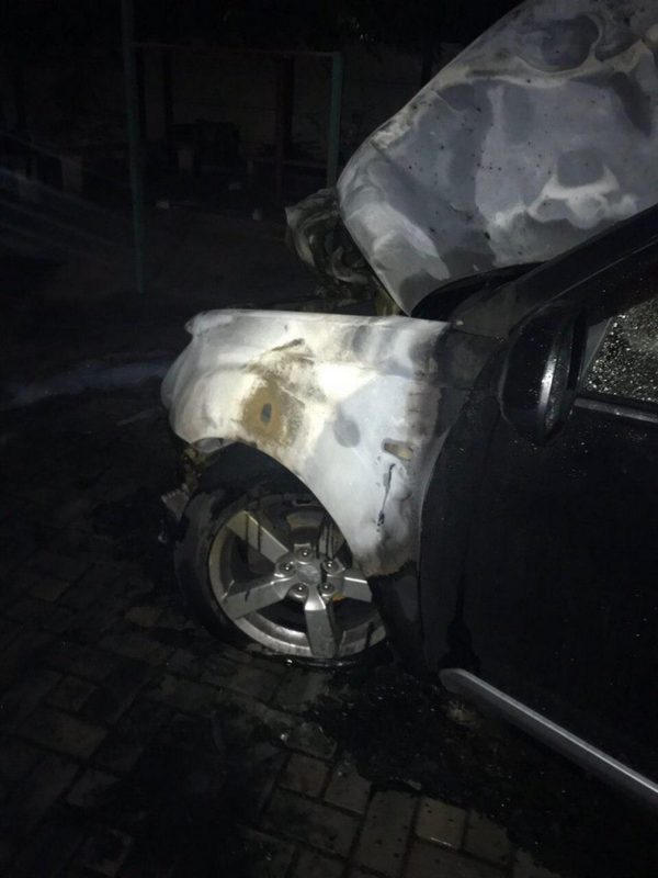 Ночью в Кременчуге горел автомобиль заместителя городского головы