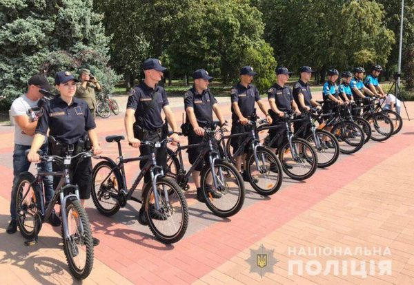 Нацгвардейцы будут патрулировать улицы Кременчуга на велосипедах