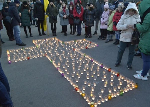 В Кременчуге почтили память жертв Голодомора