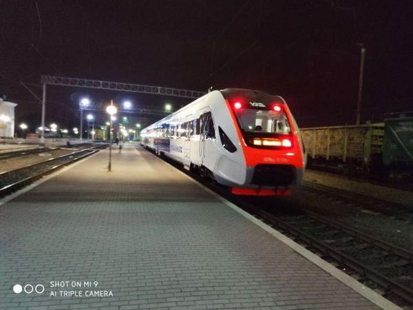Новый поезд производства КВСЗ отправился в свой самый длинный рейс