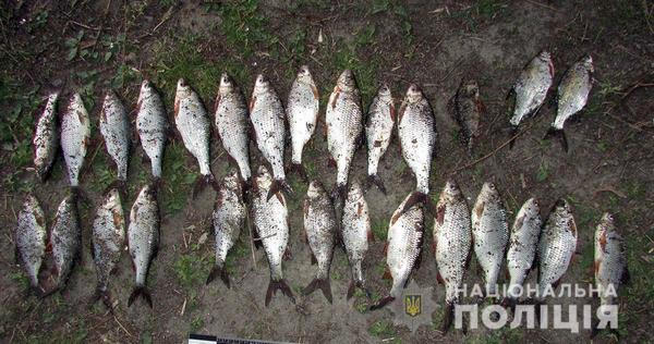 Кременчугская водная полиция задержала браконьеров с уловом более 60 кг