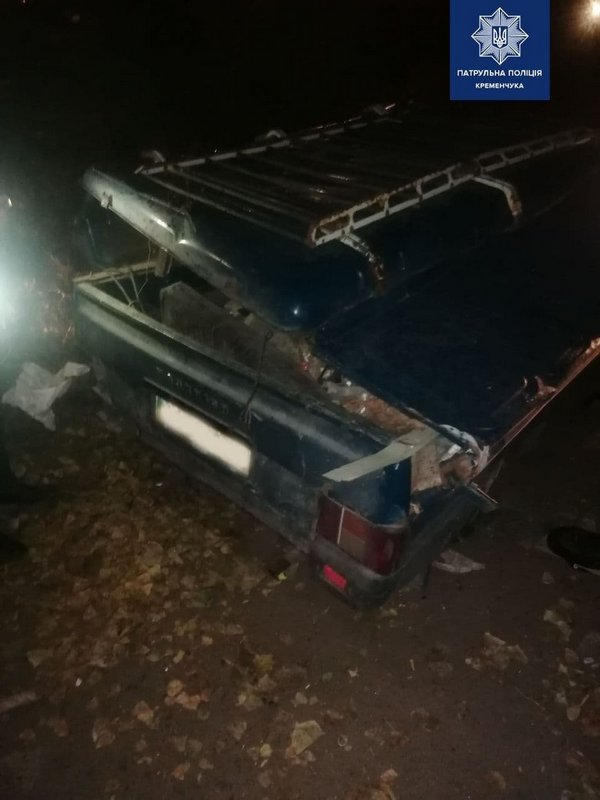 В Кременчуге пьяный водитель перевернулся на машине