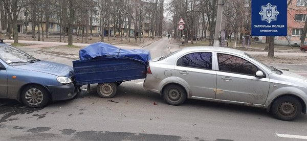 В Кременчуге пьяный водитель врезался в авто с прицепом