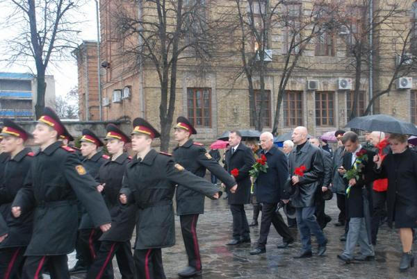Вчера в Кременчуге почтили память Героев Небесной Сотни