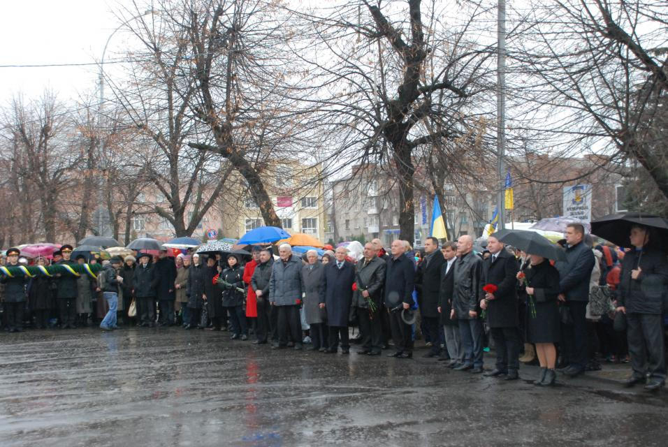 Вчера в Кременчуге почтили память Героев Небесной Сотни