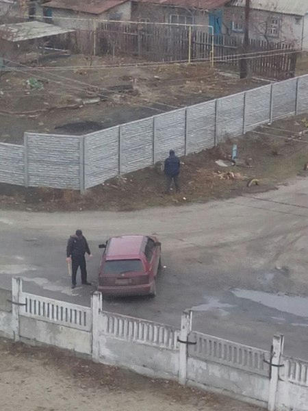 Автомобиль в Кременчуге стал "пленником" люка