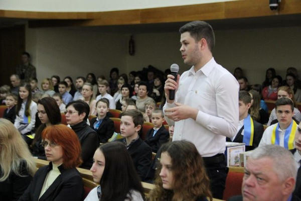 Юным кременчужанам рассказали о войне на Донбассе