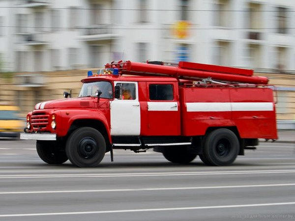 Почти 2 часа в Кременчуге тушили пожар