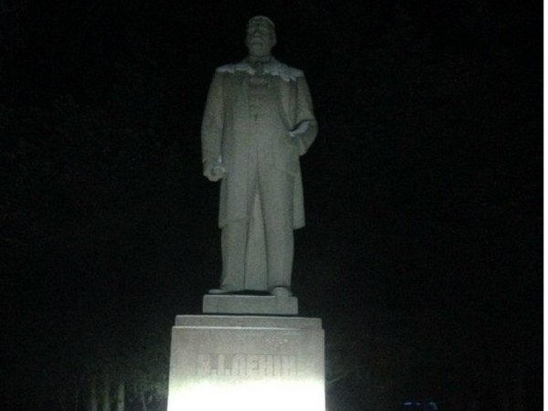 В Кременчугском районе демонтировали последнего Ленина