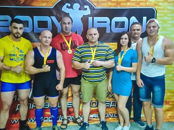 Кременчугские силачи привезли с соревнований 5 «золотых» и «бронзовую» медаль