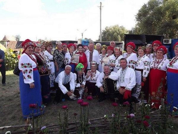 Фольклорные коллективы Кременчуга покорили гостей Сорочинской ярмарки