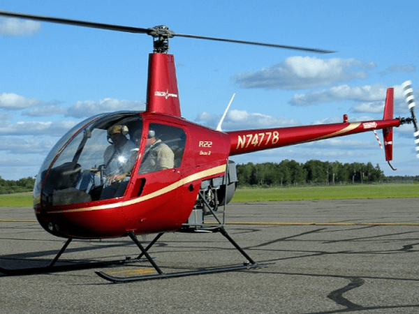 В Кременчугском колледже будут учиться летать на старом вертолете
