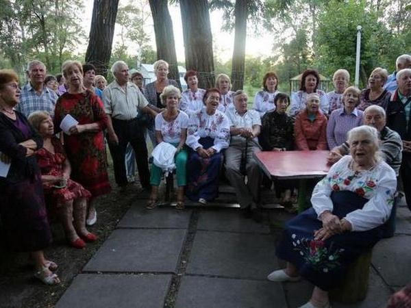 В загородном лагере «Спутник» началась вторая смена для кременчугских пенсионеров