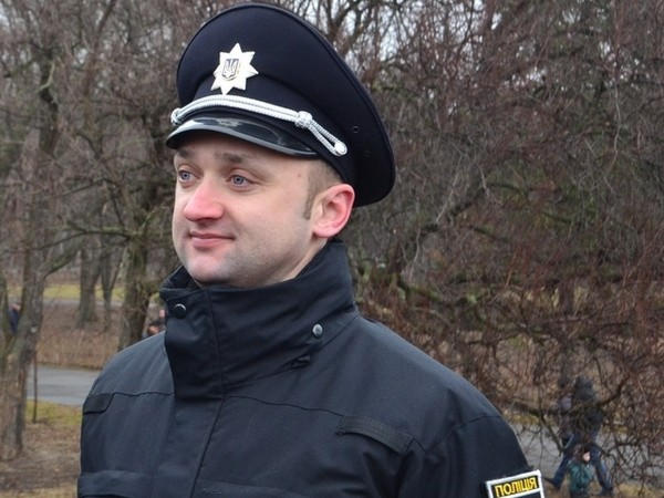 Кременчугские патрульные переходят на английский при разговоре с нарушителями