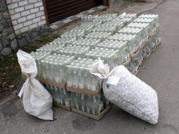 В Кременчуге изъяли фальсифицированного алкоголя на 60 тысяч гривен
